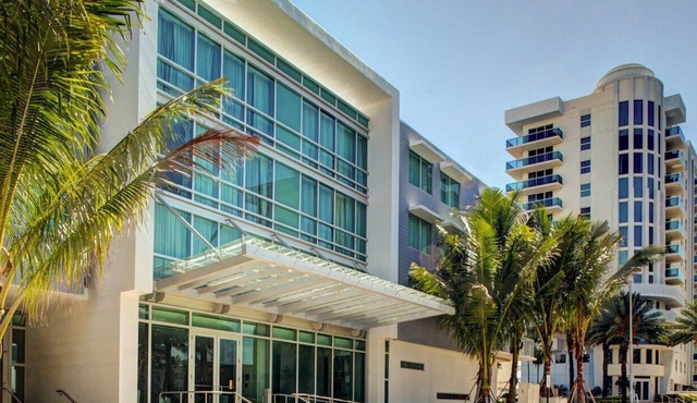 Beautiful studio unit at resort, sleeps 2