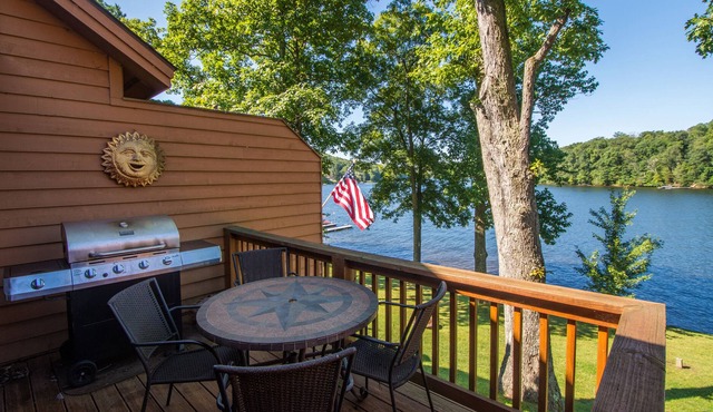 Beautiful Views from this Conveniently Located Townhome w/ Easy Dock Access!