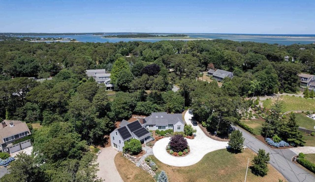 Beautifully Renovated w/Access to Beach!