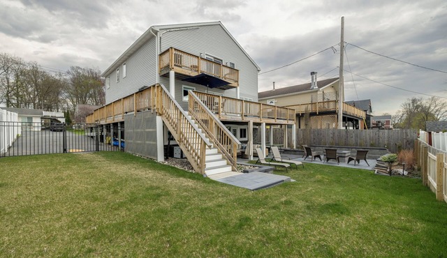 Belmont Ready- Spacious 6-Bedroom-Saratoga Track-Lake View Rental, WiFi, AC