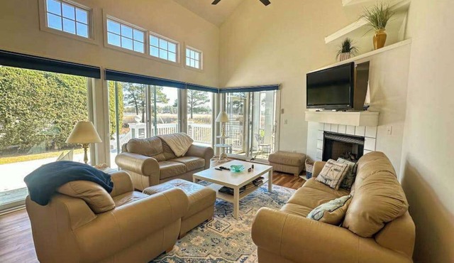 Bethany Bay house w/community pool, hot tub, tennis, on-site golf