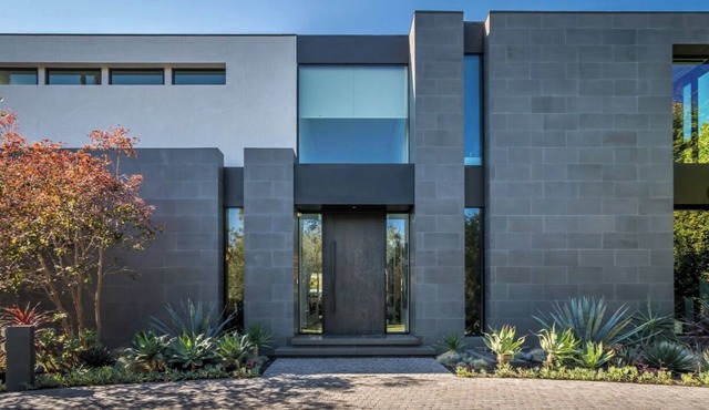 Beverly Hills Ultramodern Mansion
