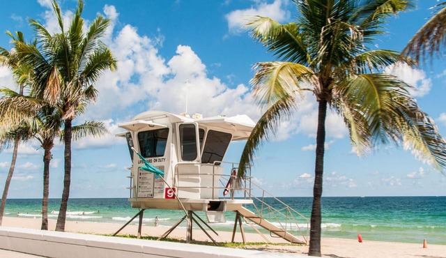 BOAT SHOW TuckersBeachHouse.Pool, Waterfront, Amazing location!