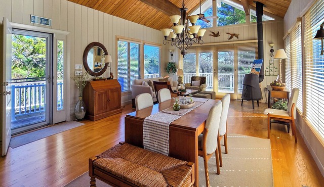 BRAND NEW LISTING! 4BD Truro Home-Central A/C, Deck, 1/2 Mi to Association Beach