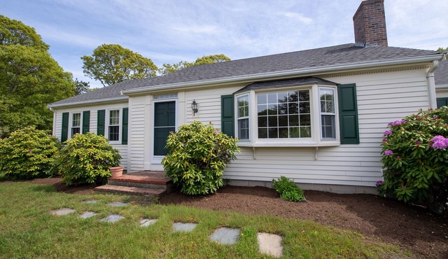 Bright & Cozy Harwich Getaway near Beach & Trails