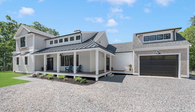 Brilamar is a new, 6 bd, 6.5 bath home. Beautifully designed. Within walking distance to the sea.