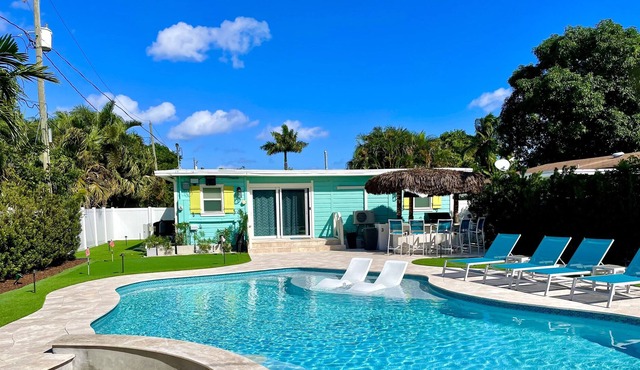 Cabana House W/ Pool and Bar