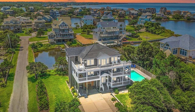 Canalfront Home w/Private Pool, Hot Tub, Elevator, Private Boat Dock, Game Room