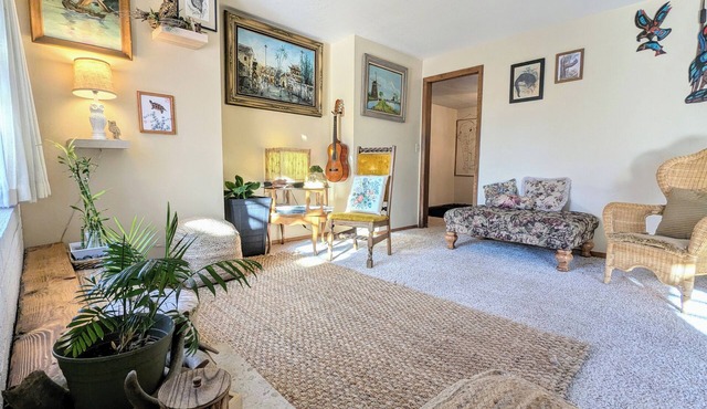 Cat friendly, wheelchair friendly, nature friendly