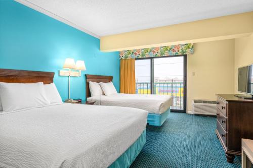 Cayman Suites Hotel