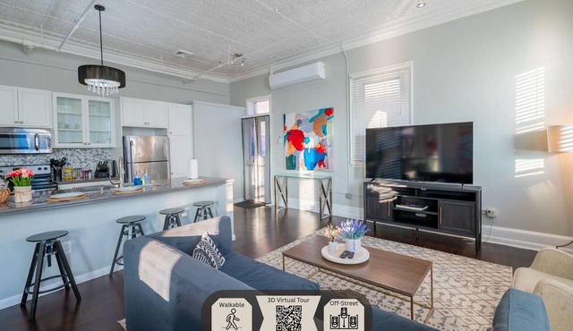 Charming 1BR Albany retreat w/parking & full kitchen, near MVP Arena, Washington Park & dining
