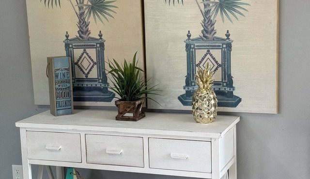 Charming 2-bedroom cottage in the heart of West Ocean City