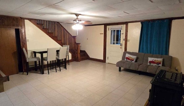 Charming 2-bedroom house with WiFi is a cozy place in Ridgeway