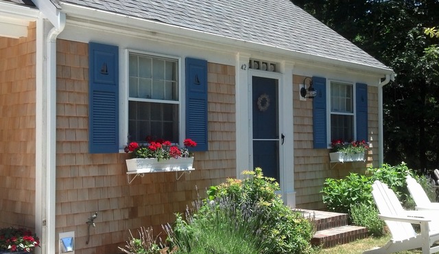 Charming 2 Bedroom Cottage in Historic Yarmouth Port
