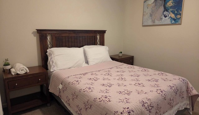 Charming 3-bedroom house in relaxing Garner nc close to raleigh downtown.