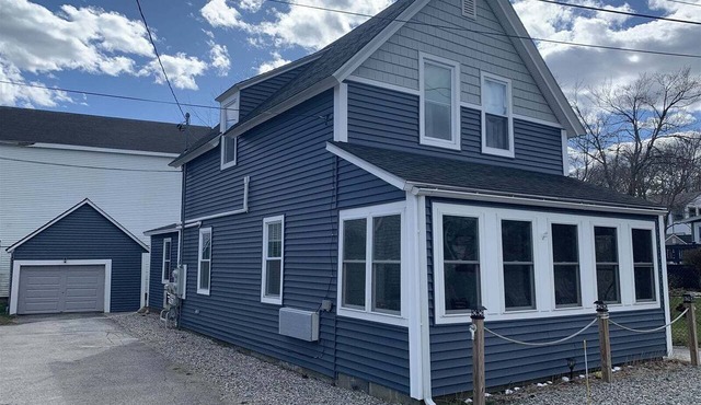 Charming 3BR condo in Old Orchard Beach with beach access and modern amenities.