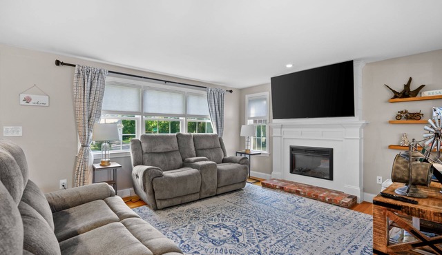 Charming Cape Escape Near Beaches & Dining