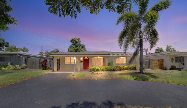 Charming Florida Home Few Minutes to the Beach by Redawning