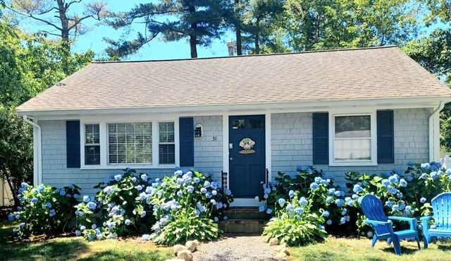 Charming 'Starfish Cottage' - Walk to Perch Pond and Great Bay
