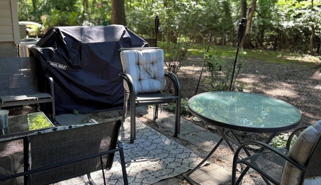 Charming studio with WiFi, AC, fitness room in enchanting Franklin Township in Franklin Township