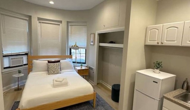Chic Metro South End Studio