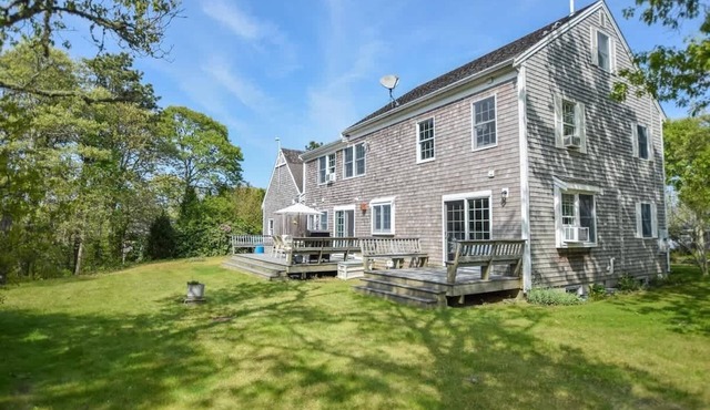 Close to Bike Path 1 Mile to Beaches!