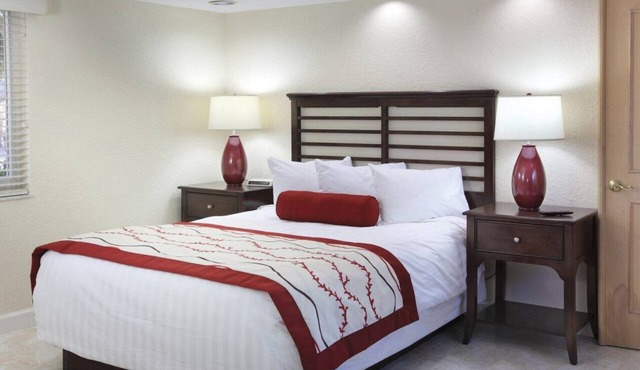 Club Wyndham Sea Gardens 1 bedroom with Jacuzzi, 1 bathroom unit on the beach