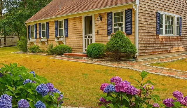 Coastal Charm in South Chatham – Walk to Beach & Bike Trail!