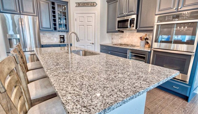 Coastal Club * 6BR Luxury beach Twin-House