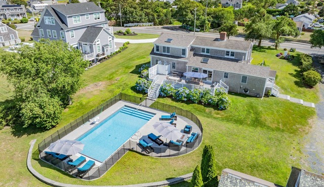 Coastal Escape: Pool, Pet-Friendly & Near Beach