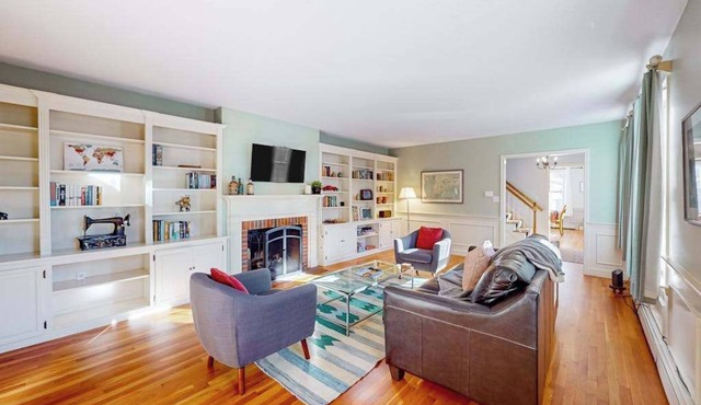 Coastal North Falmouth Home with Private Backyard and BBQ