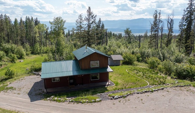 Colter Ridge, Two Bedroom Two Bathroom Cozy Cabin, Valley Views, Aveda Products