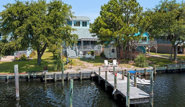 Come Sail Away: Canalfront | Private Boat Dock