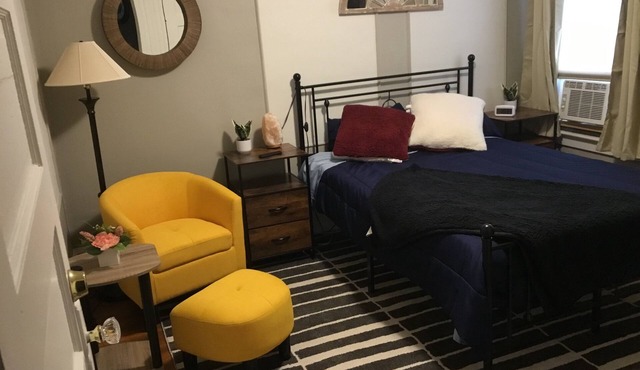 Cozy 2 bedroom apartment in Rochester with AC and WiFi many amenities