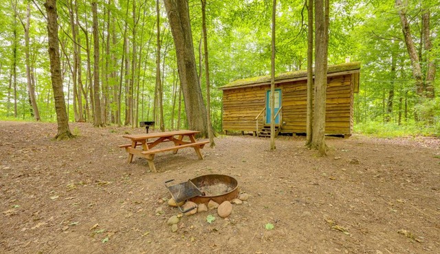 Cozy Cabin Retreat at Letchworth Valley Resort