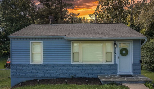 Cozy Downtown Bristol Cottage - 4 min to CASINO