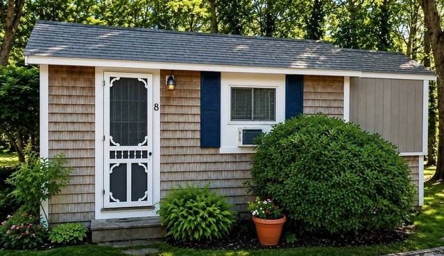 Cozy One Bedroom Cabin on Cape Cod Campground