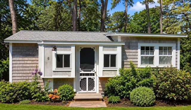 Cozy One Bedroom Cabin on Cape Cod Campground!