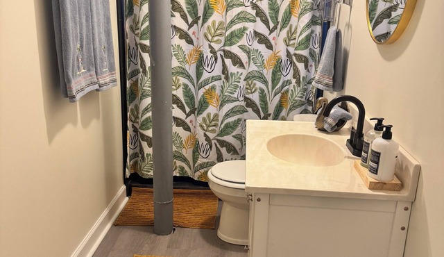 Cozy studio in charming Moncks Corner