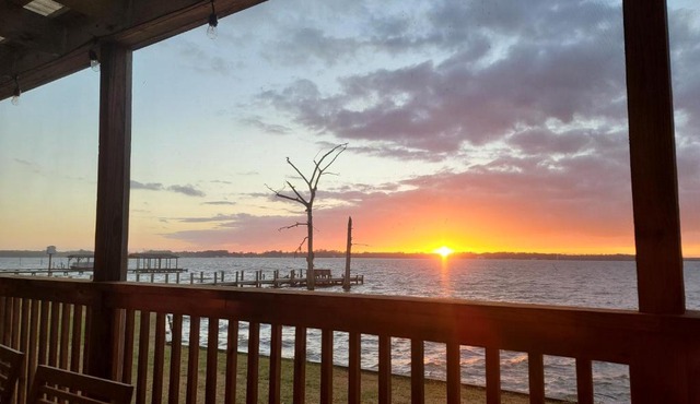 Dances Bay