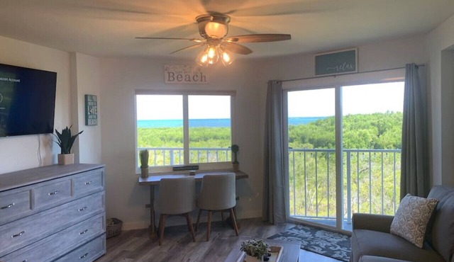 Dbl Master |Oceanview |Jacuzzi |Beach |Marina |BBQ