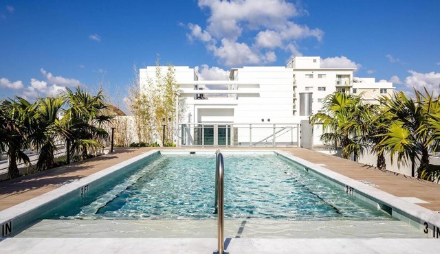Dolce by Wyndham Miami Beach