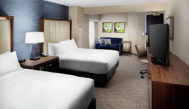 DoubleTree by Hilton Nashua