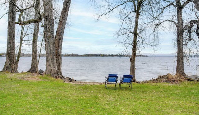 'Eagles Rest' Peaceful Cottage on Lake Champlain