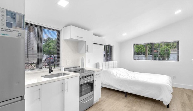 Elegant & Brand New Studio in Prime Location