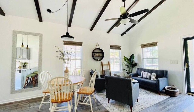 Enchanting Downtown-ish Cottage in Wilmington, NC