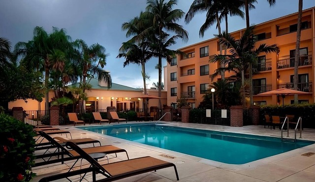 Enjoy a Hassle-Free Stay! with Outdoor Pool, Short Drive to Royal Oaks Park