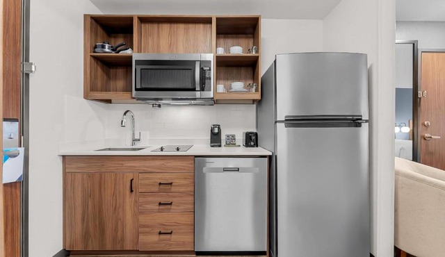 Everhome Suites Somerset - South Brunswick by Choice Hotels