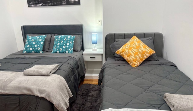 Fabulous 3-bedroom apartment -Park Ave 1 - NY skylines