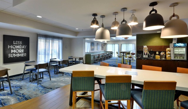 Fairfield by Marriott Inn & Suites Charlottesville North